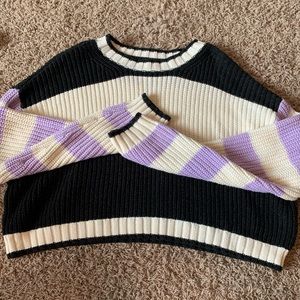 Two-Colored American Eagle Cropped Sweater